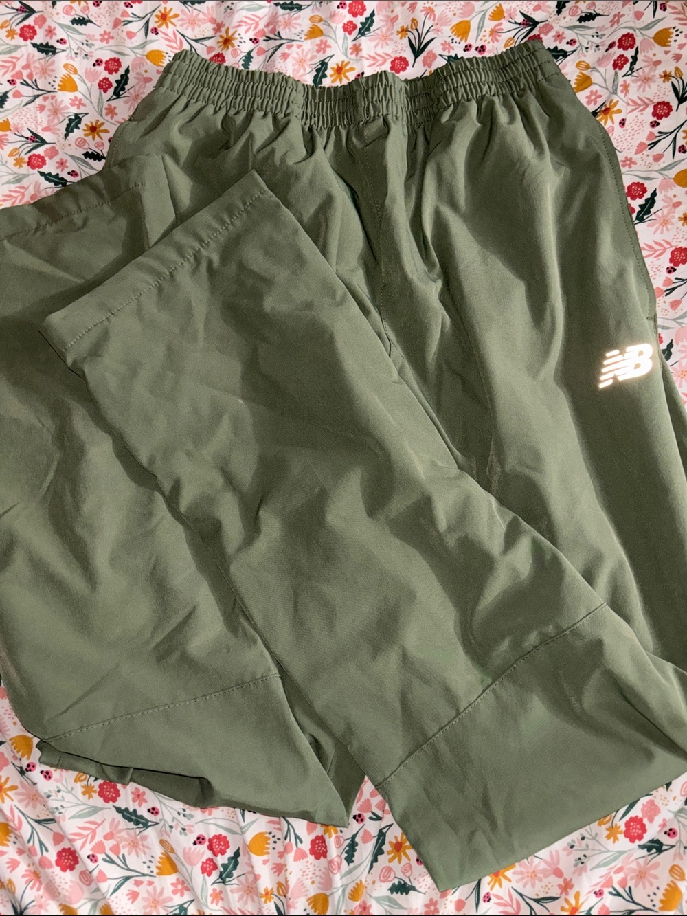 New Balance Olive Green Men's Jogger Pants with Reflective NB